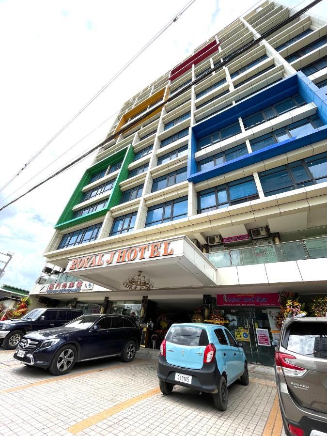Royal J Hotel Cebu Bagian luar foto